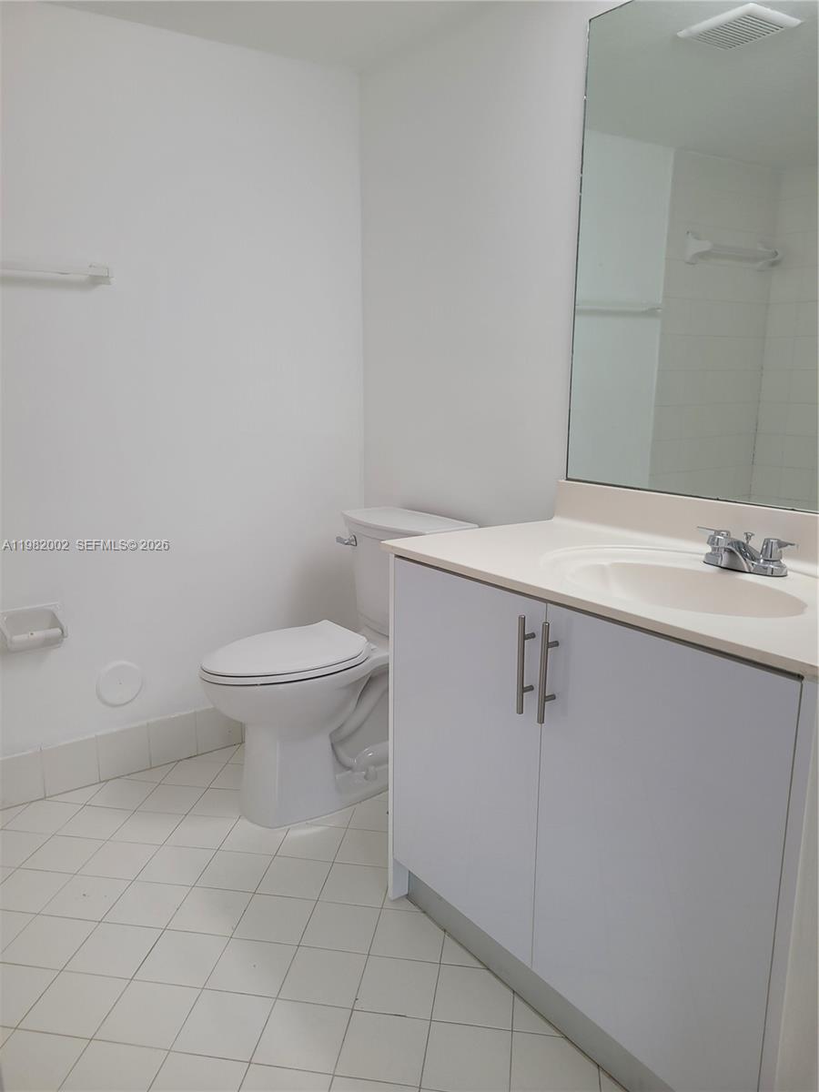 2921 SE 13th Ave # 48 Unit: 106-48