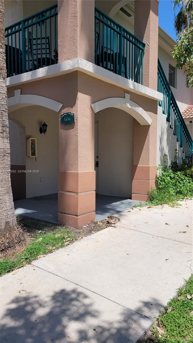 2921 SE 13th Ave # 48 Unit: 106-48