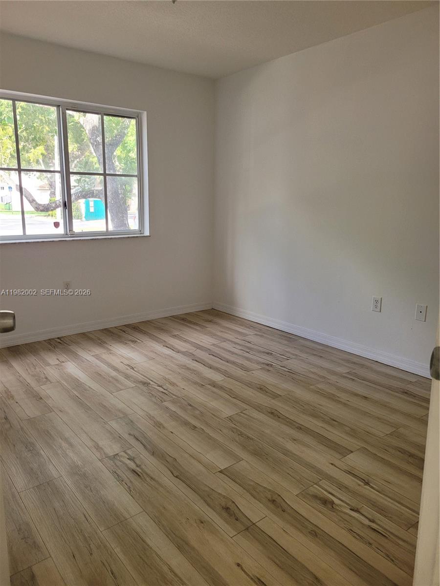 2921 SE 13th Ave # 48 Unit: 106-48