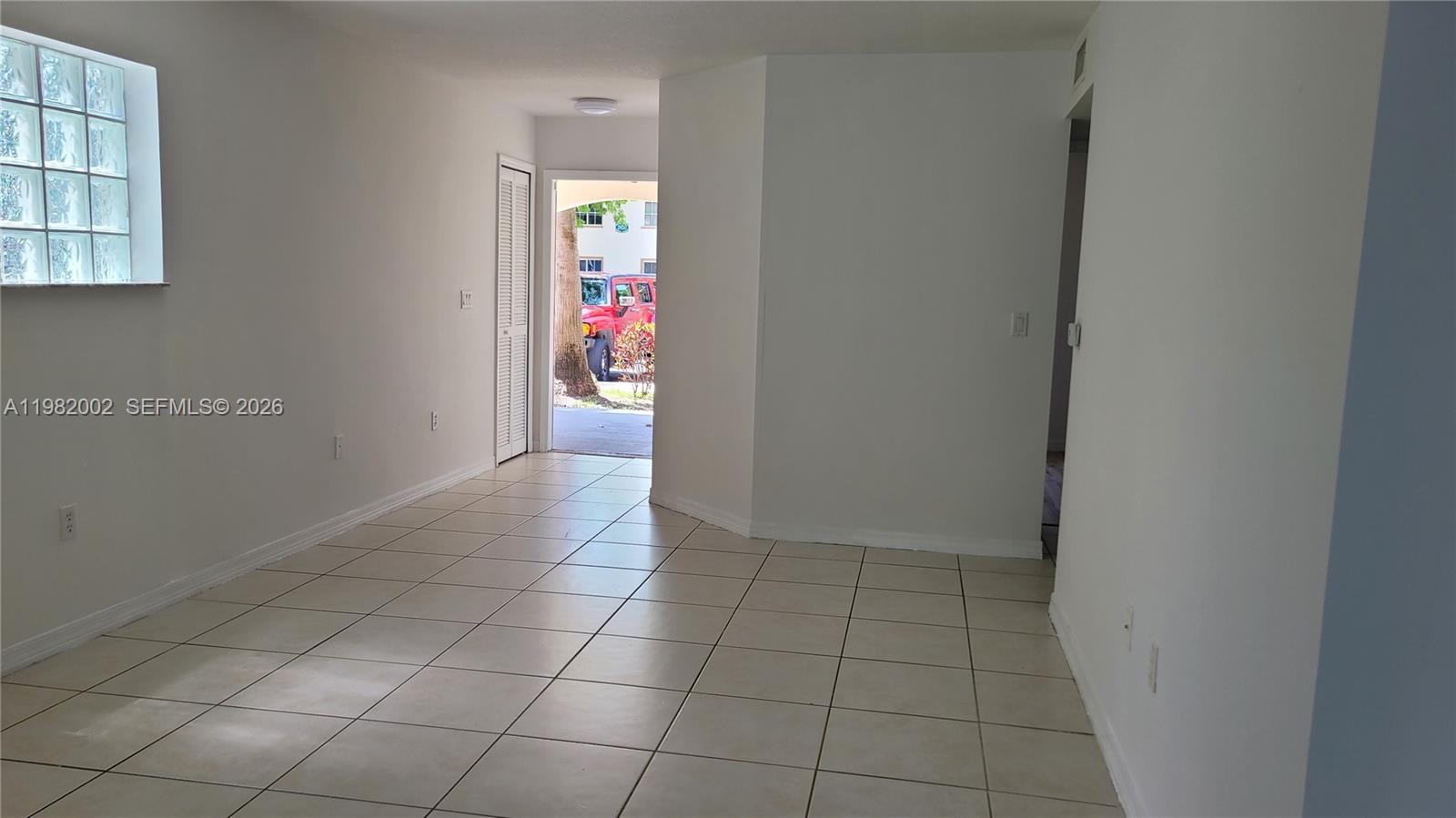 2921 SE 13th Ave # 48 Unit: 106-48