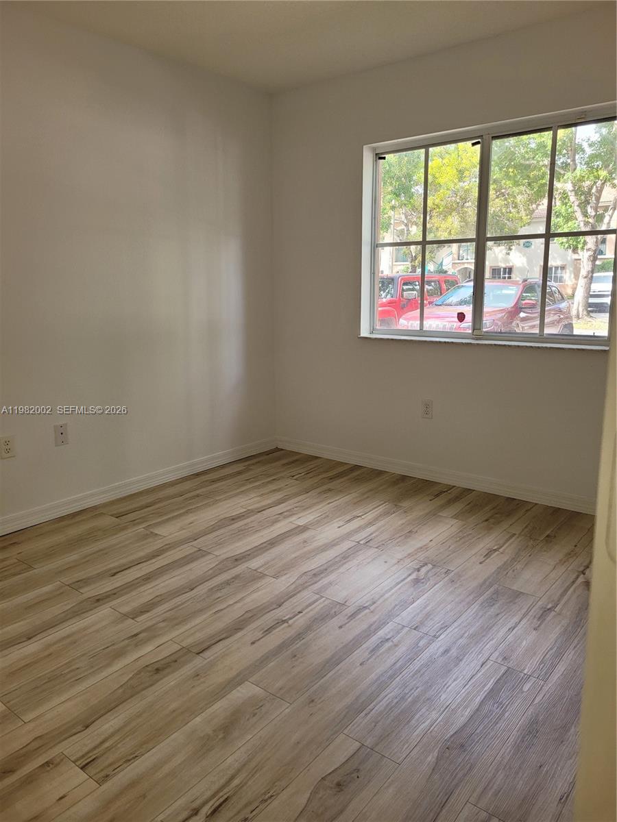 2921 SE 13th Ave # 48 Unit: 106-48