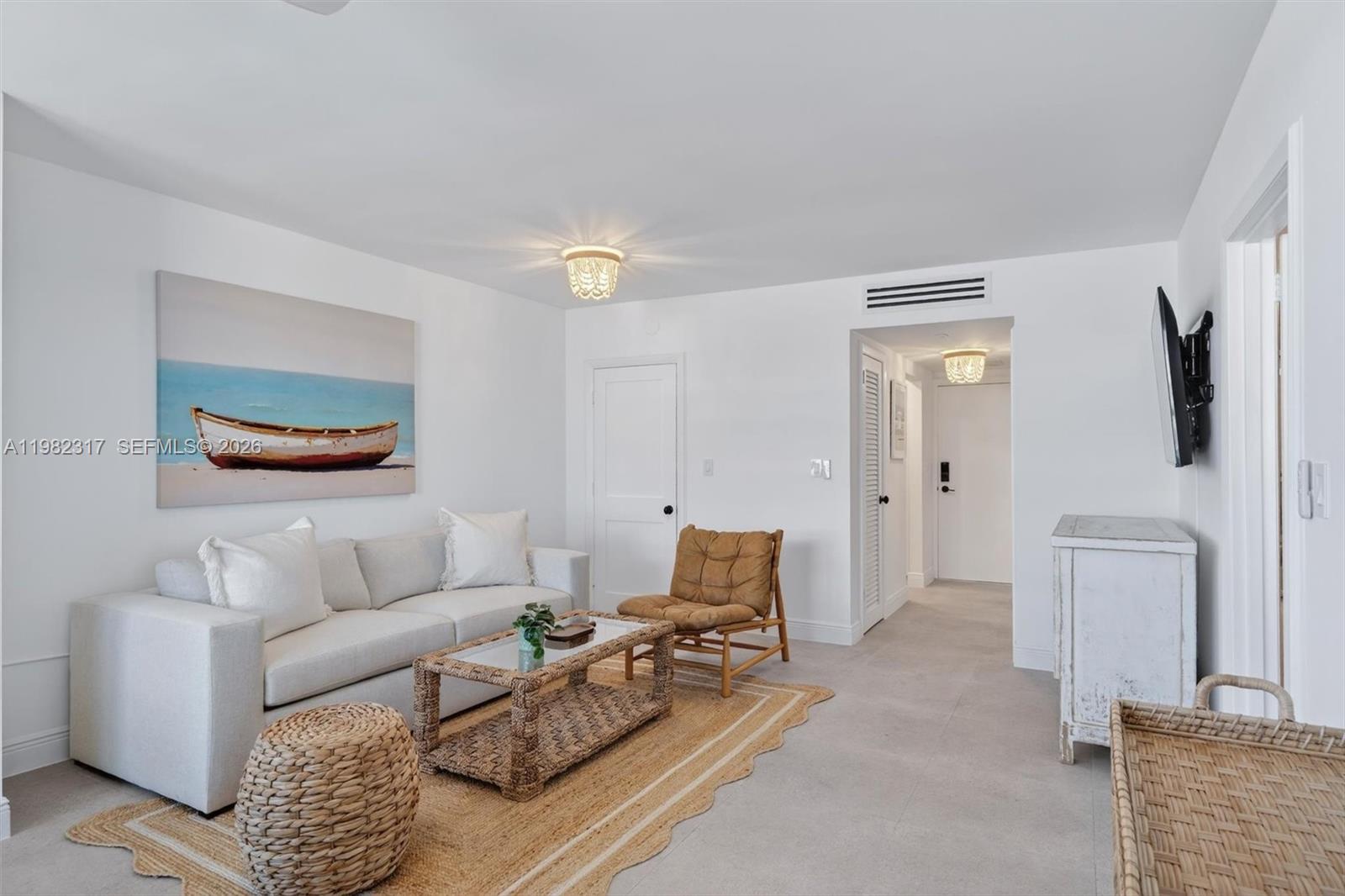 2899 Collins Ave # 1223