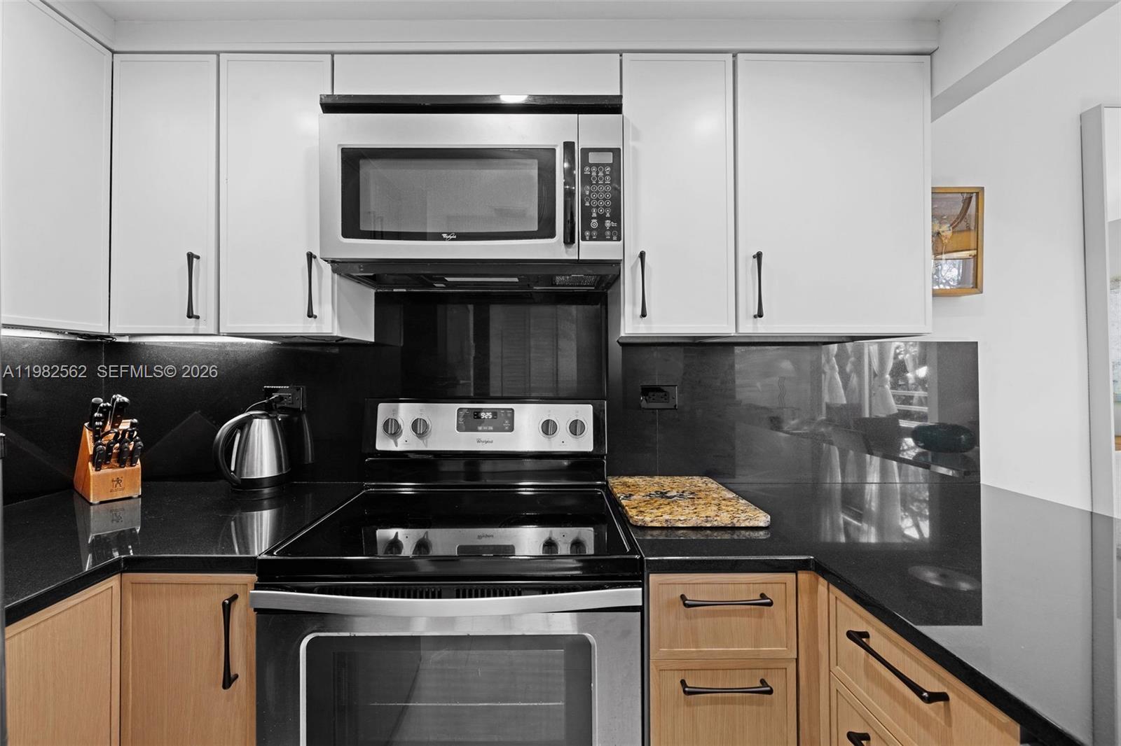 2801 Florida Ave # 220