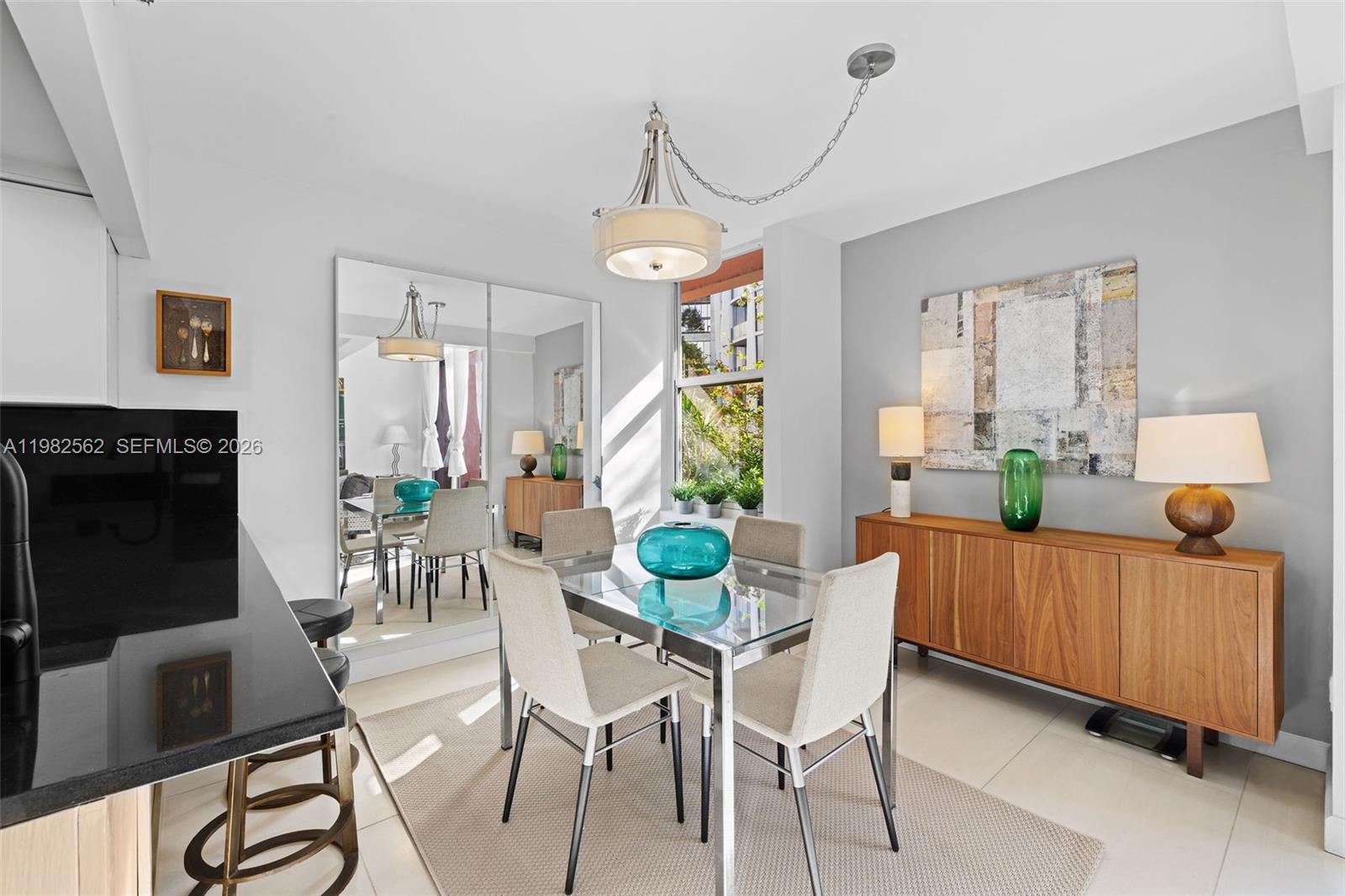 2801 Florida Ave # 220