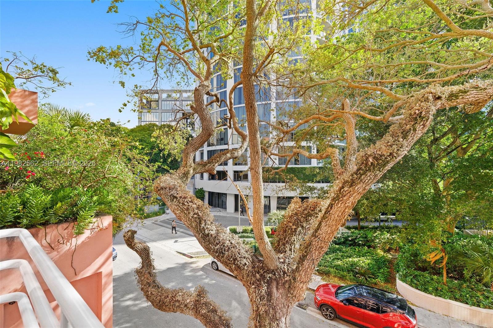 2801 Florida Ave # 220