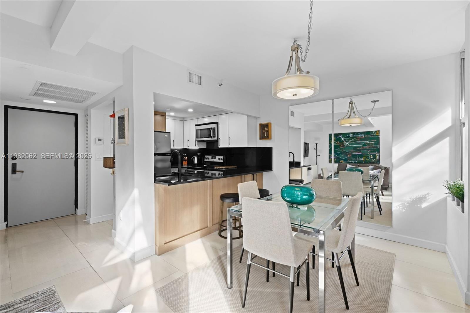 2801 Florida Ave # 220