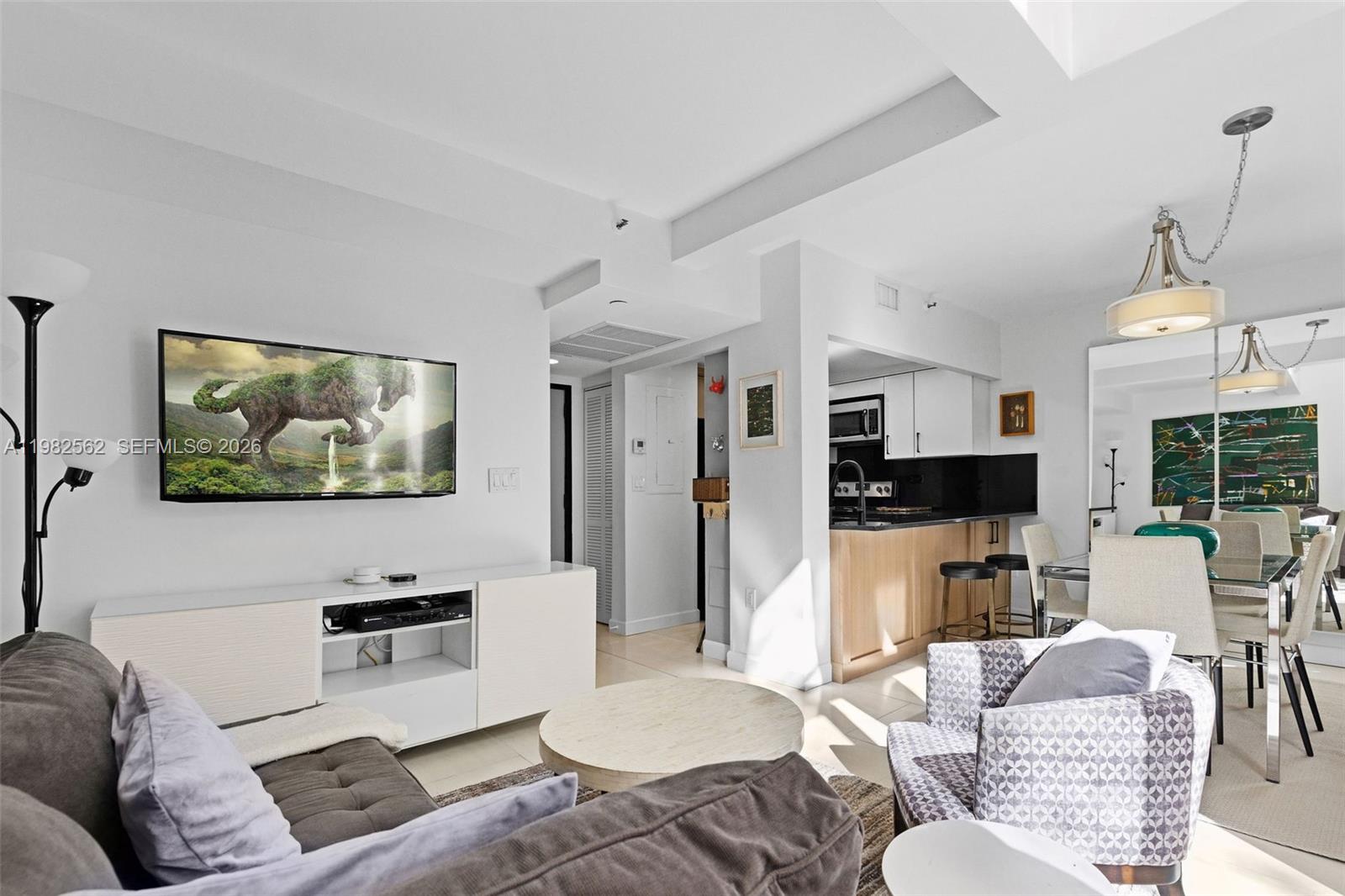 2801 Florida Ave # 220