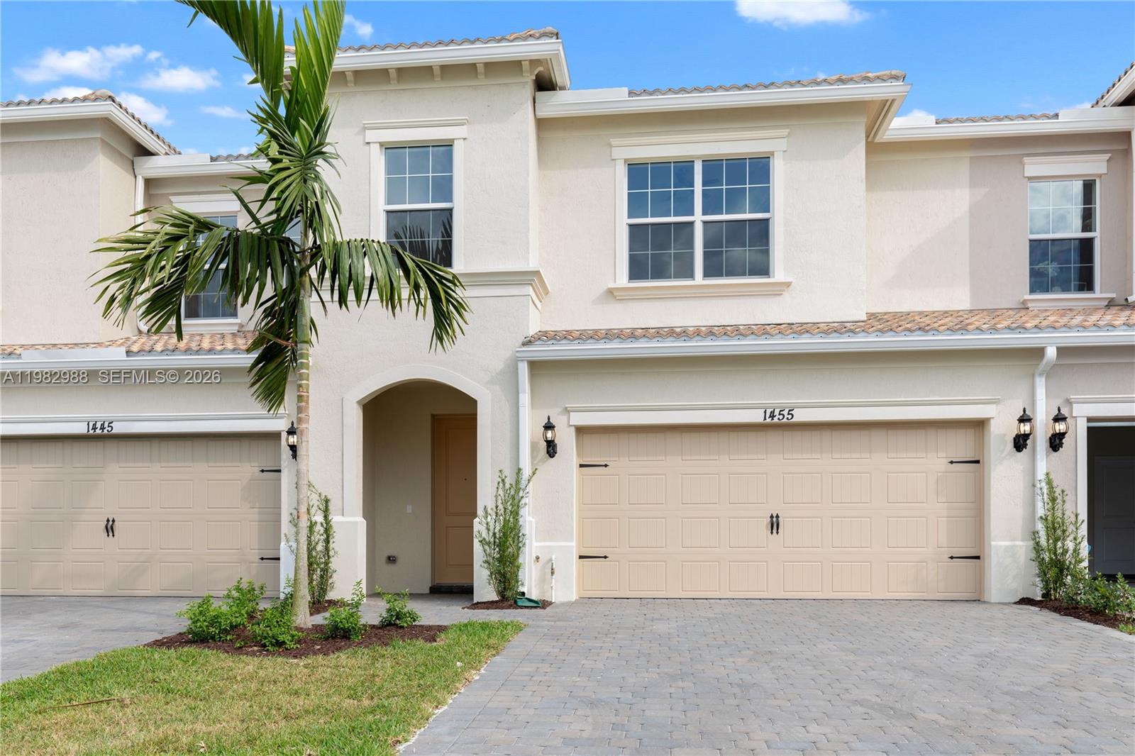 1455 Silk Oak Dr # 1455
