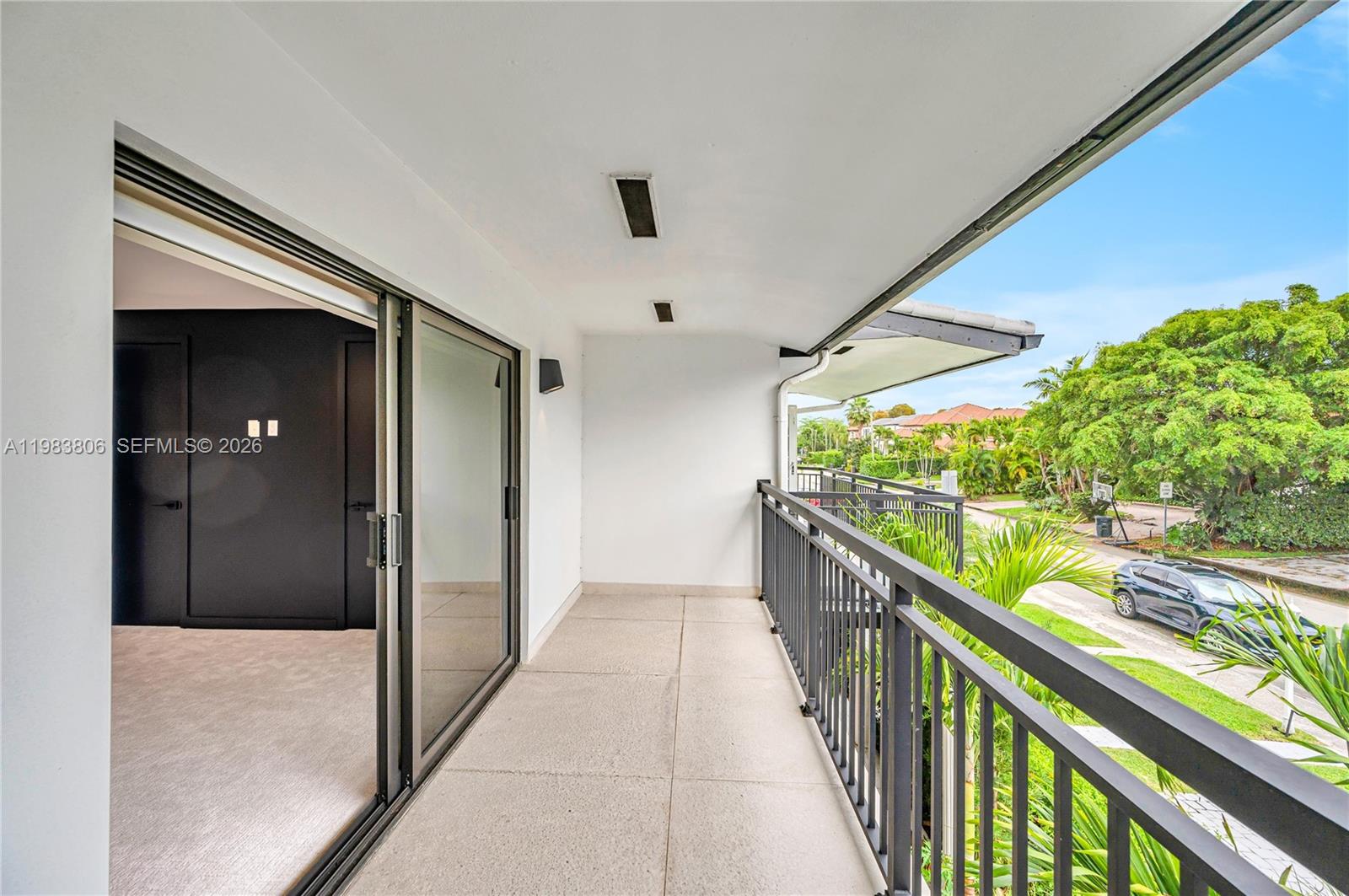 2211 NE 122nd St # 2211