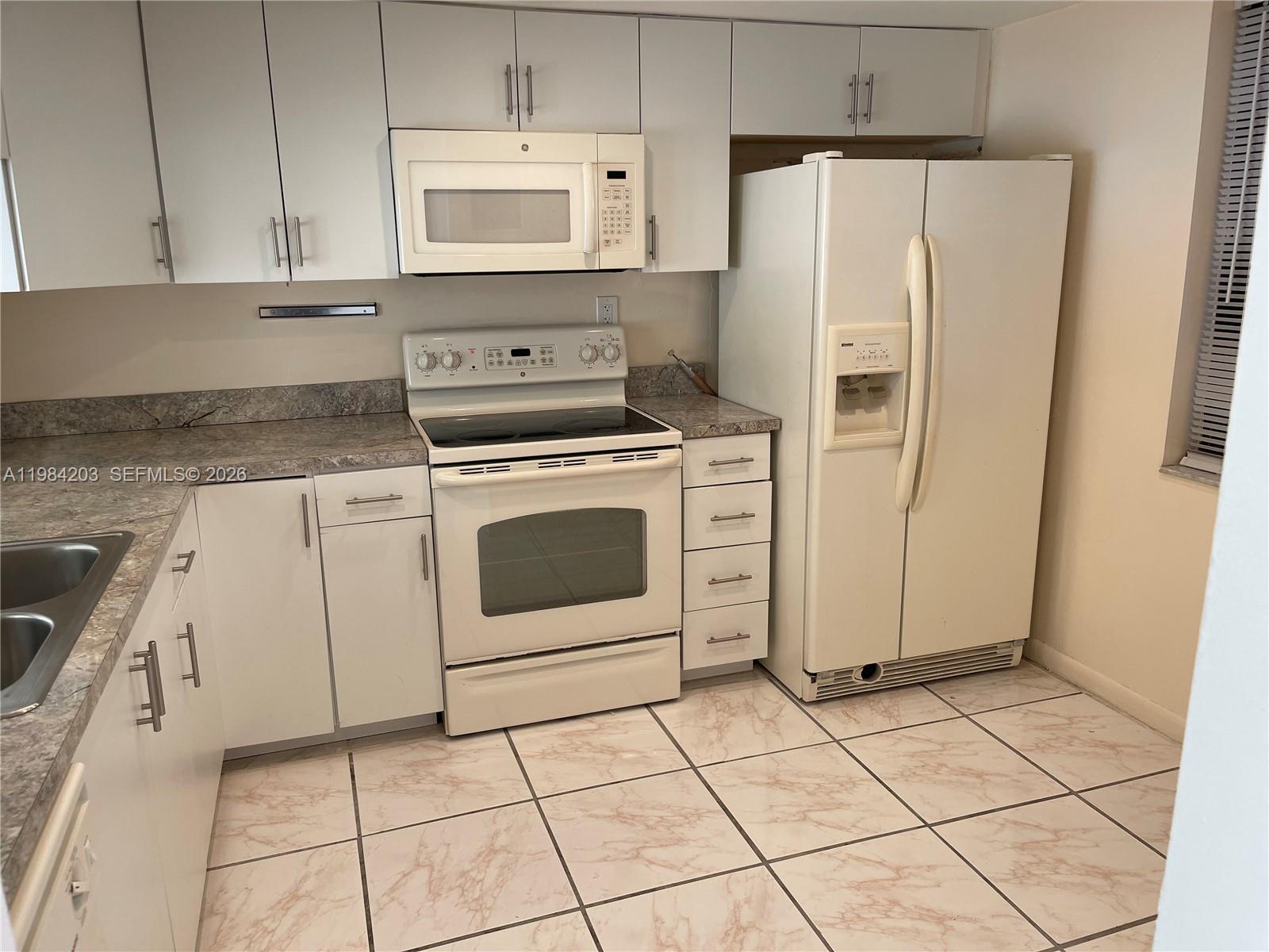 10060 NW 9th St Cir # 4