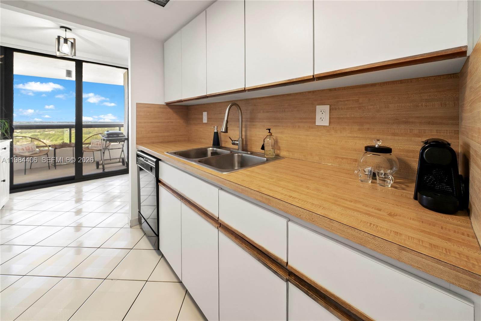 2555 Collins Ave # 2402