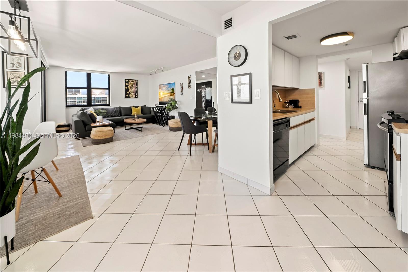 2555 Collins Ave # 2402