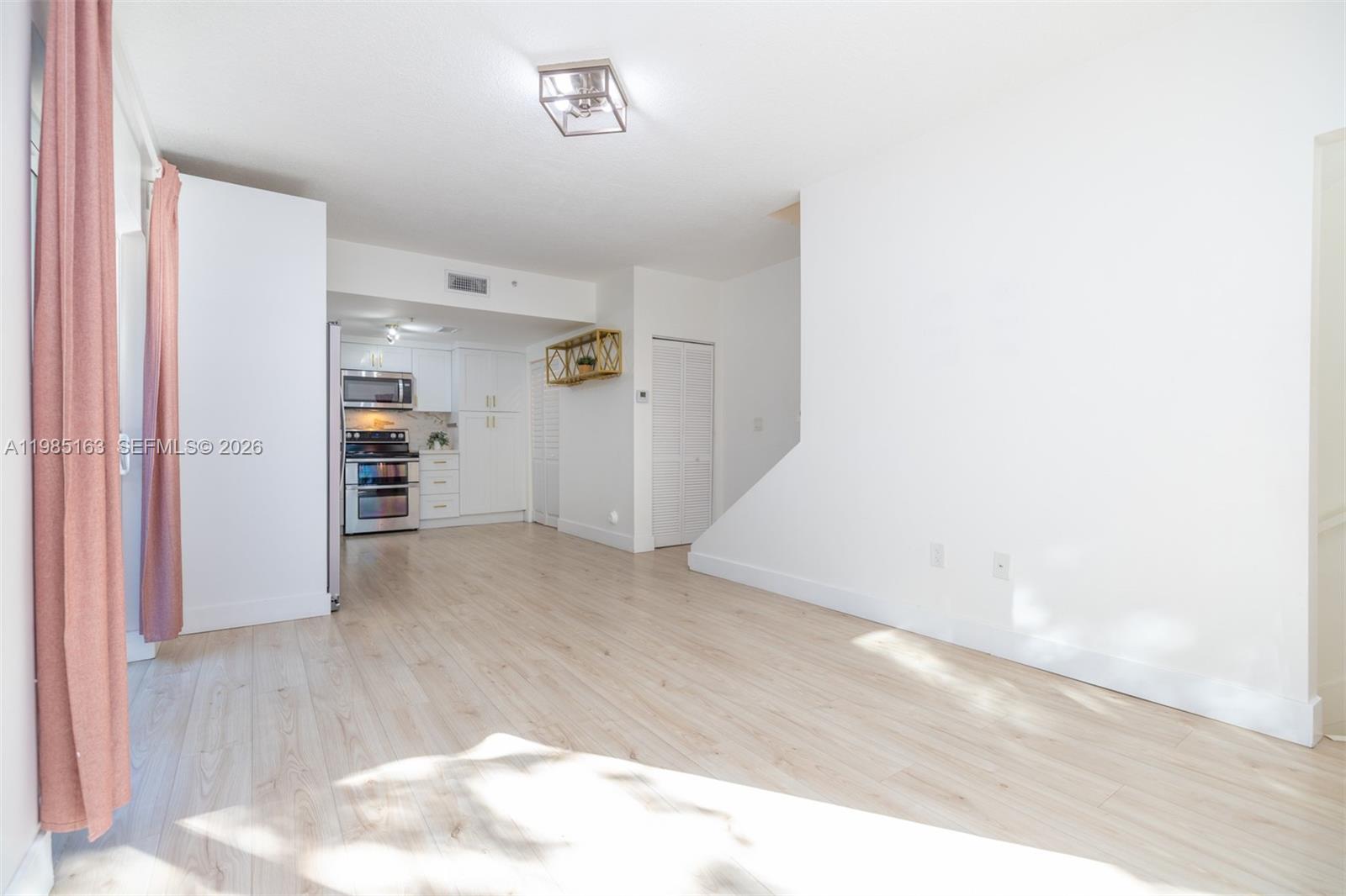 1611 SW 2nd Ct Unit: AA112
