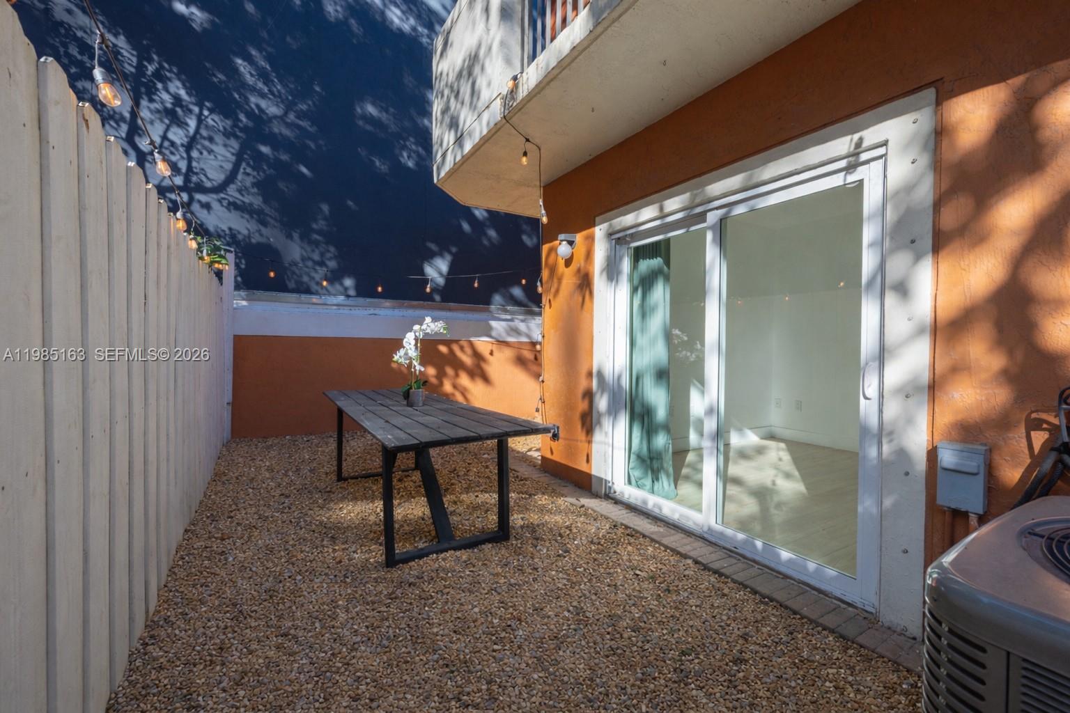 1611 SW 2nd Ct Unit: AA112