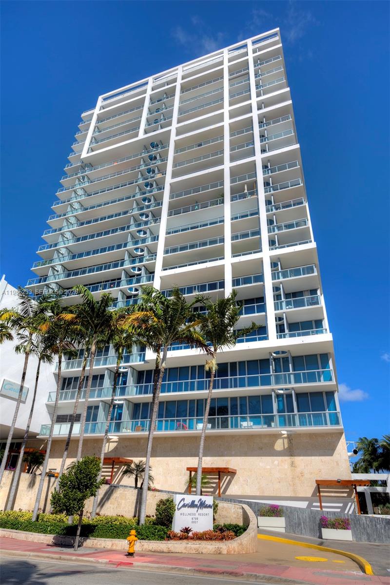 6799 Collins Ave # 906