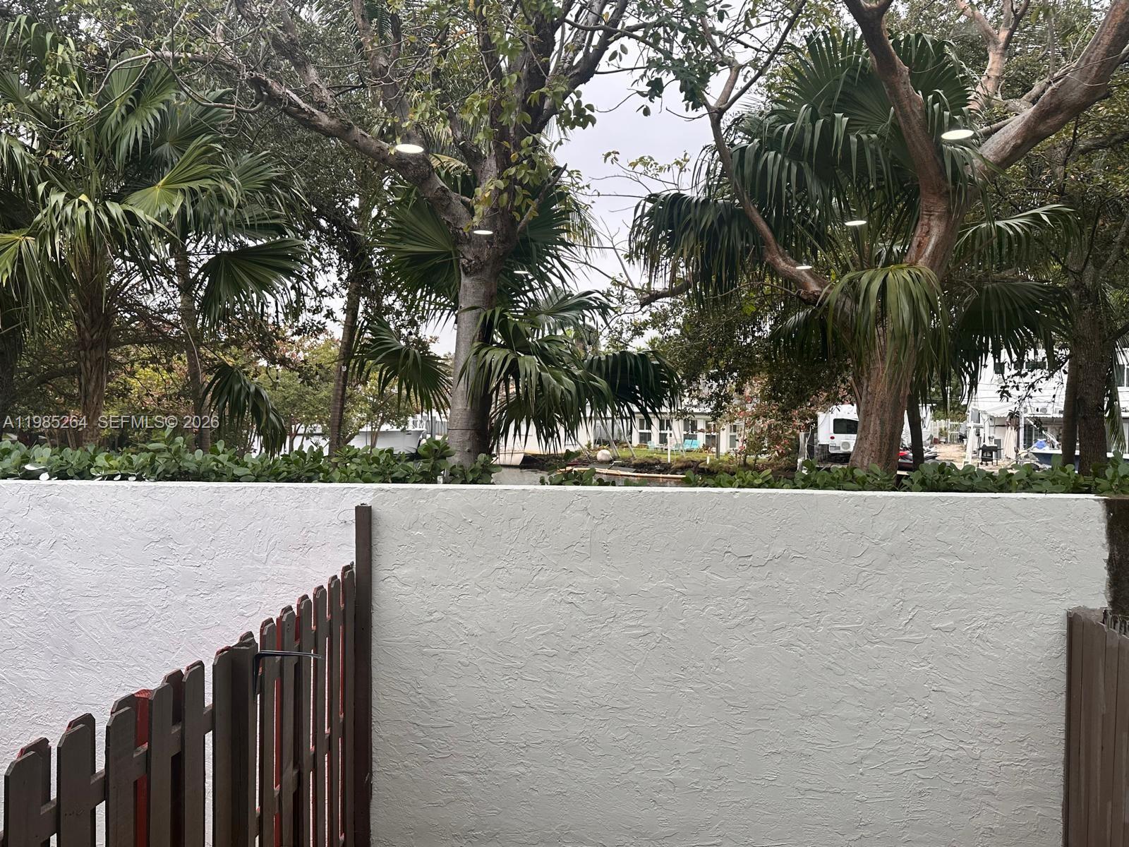 1901 NW S River Dr # 33C