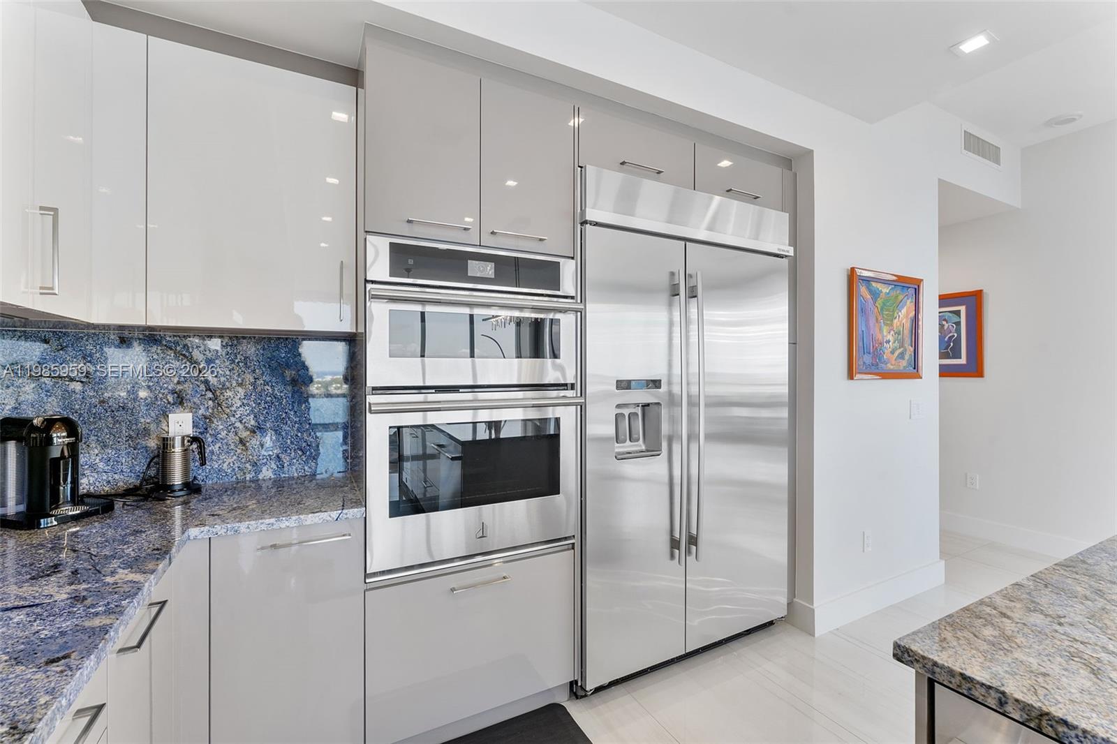 3 Water Club Way # 1401