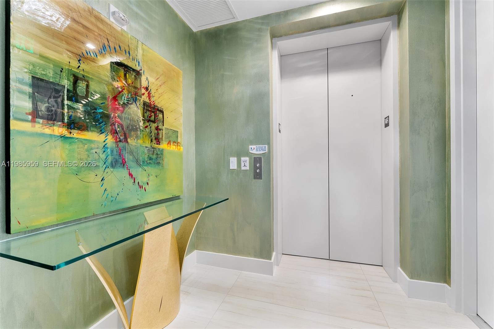 3 Water Club Way # 1401