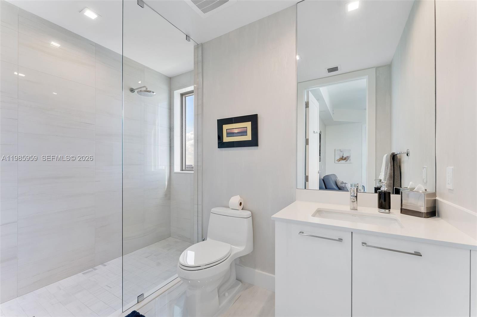 3 Water Club Way # 1401