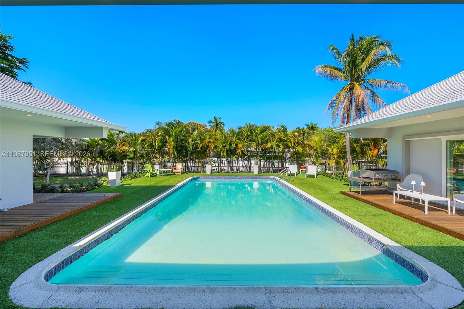 424 Alamanda Dr