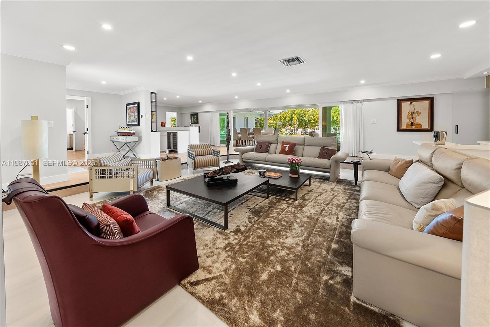 424 Alamanda Dr