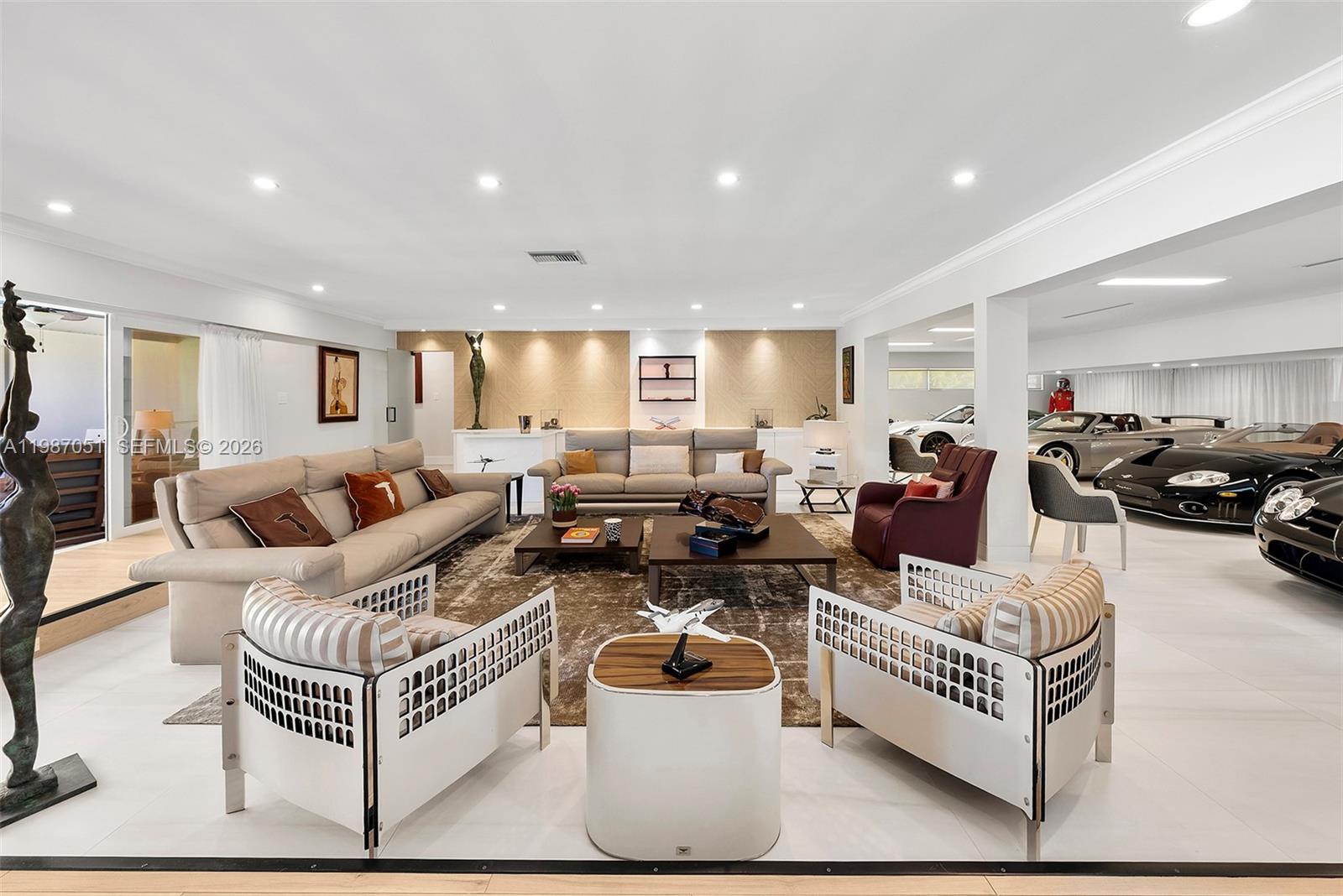 424 Alamanda Dr