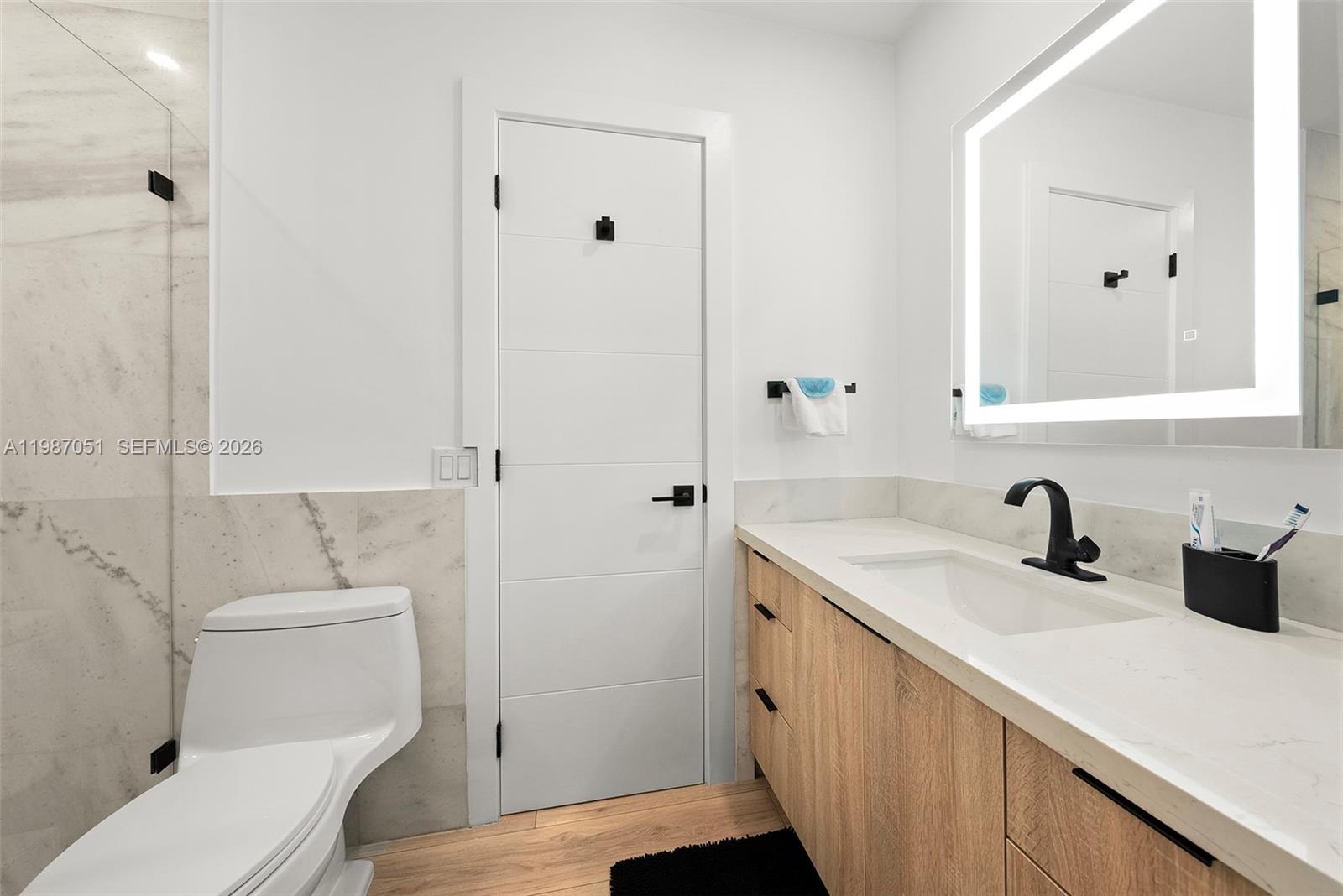 424 Alamanda Dr