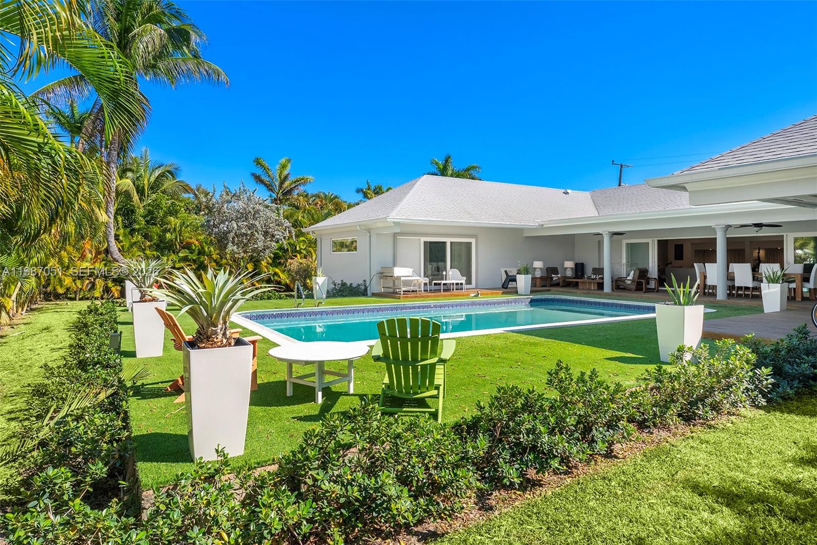 424 Alamanda Dr