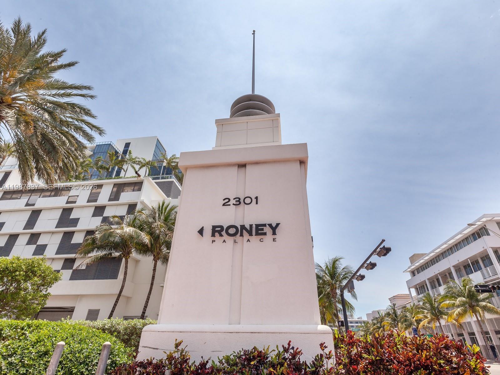 2301 Collins Ave # 1009