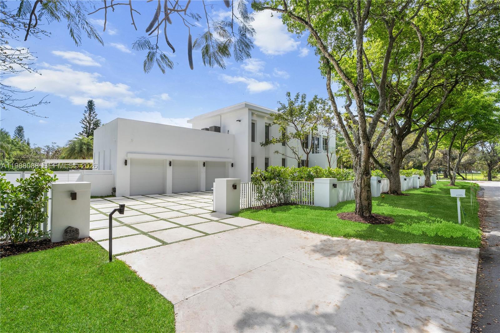 6285 Old Cutler Rd