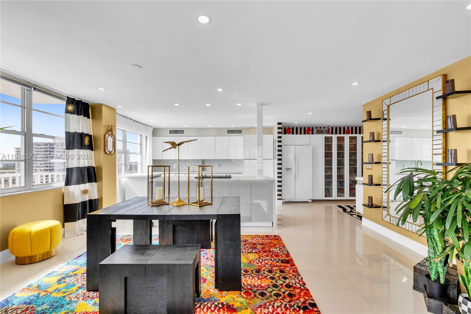 2801 NE 183rd St # 1516W