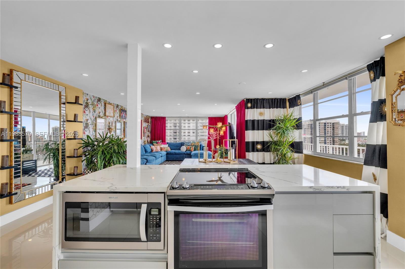 2801 NE 183rd St # 1516W