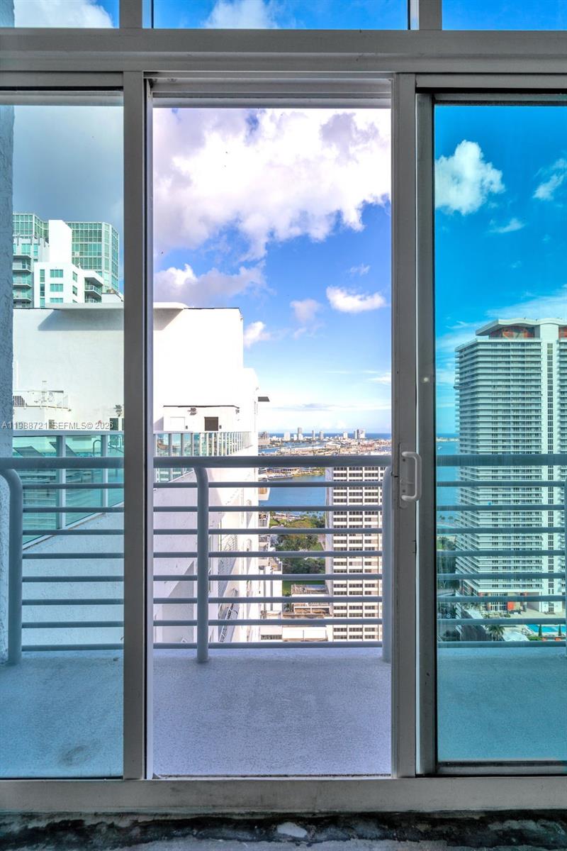 133 NE 2nd Ave # 3610