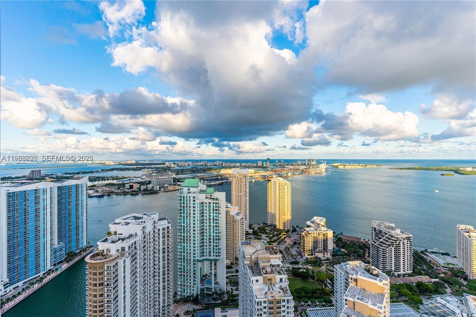 495 Brickell Ave # 5601