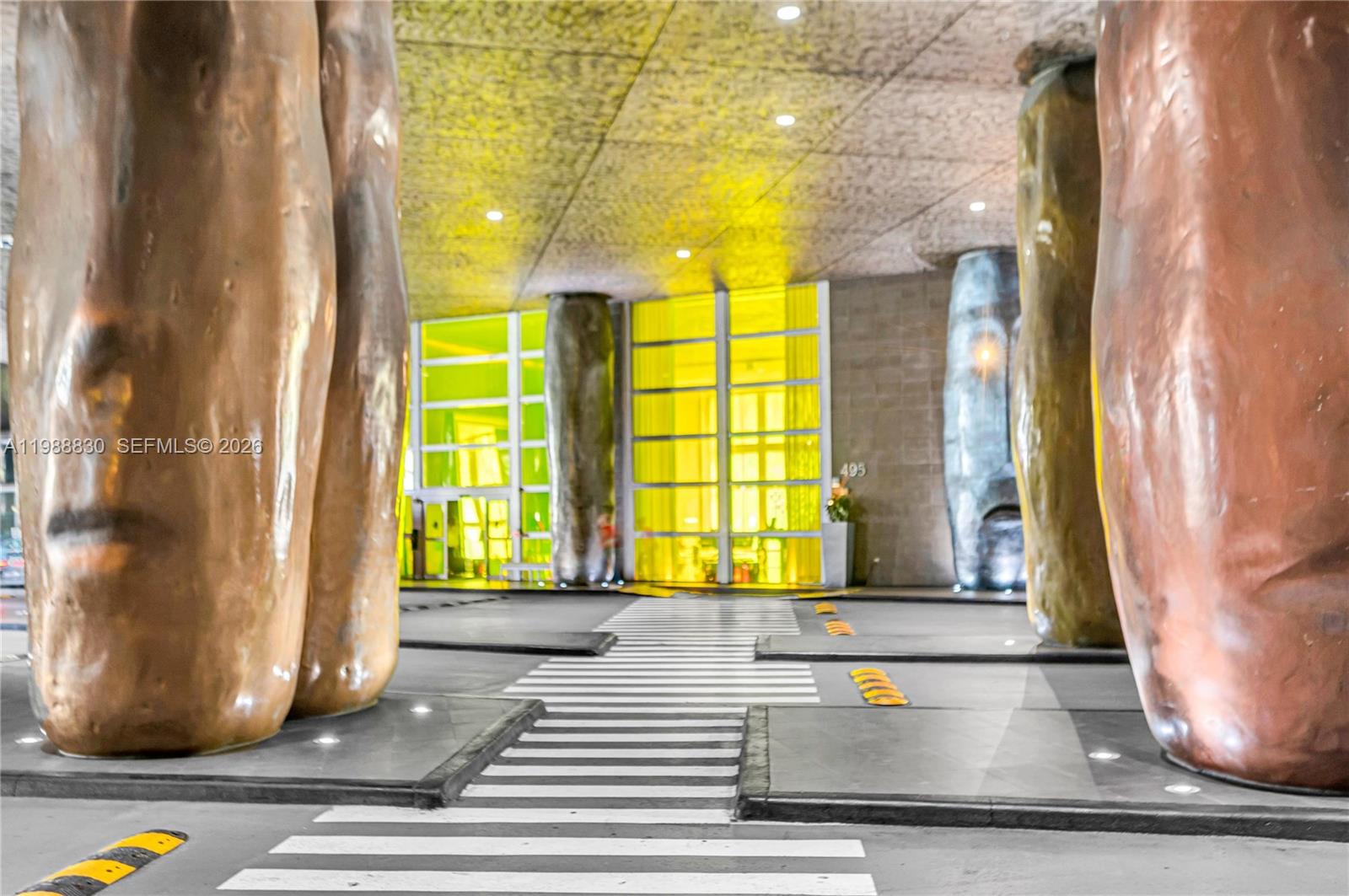 495 Brickell Ave # 5601