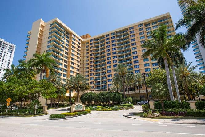 2501 S Ocean Dr Unit: PH12