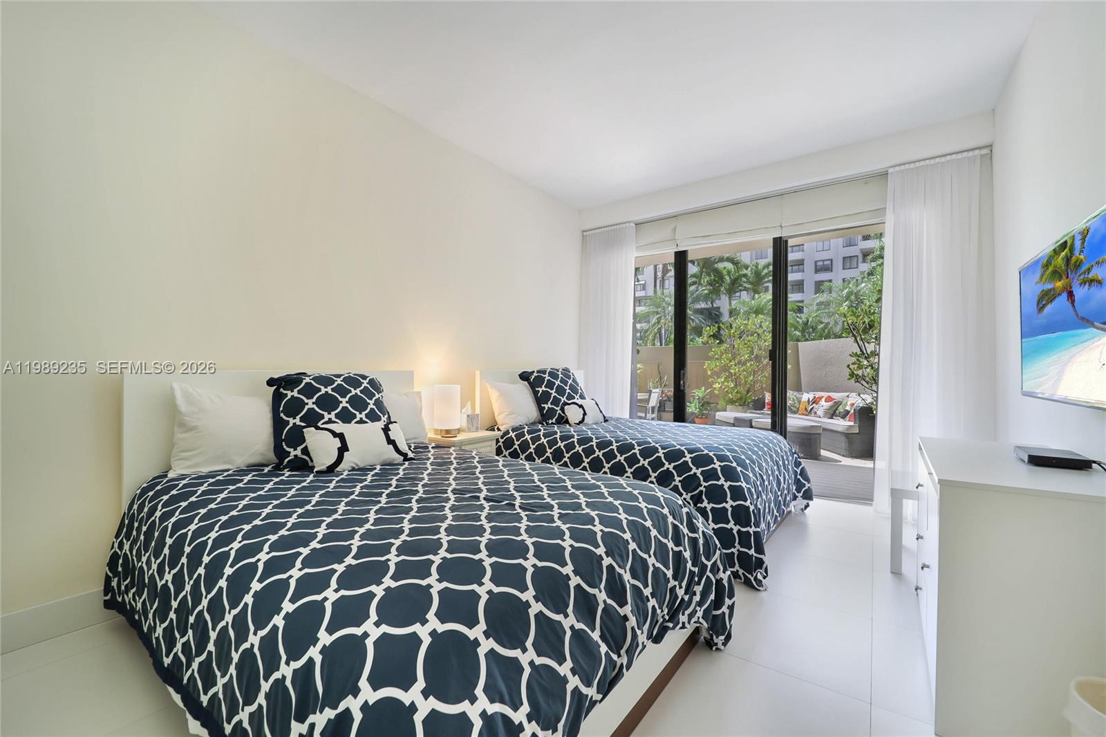 251 Crandon Blvd # 136