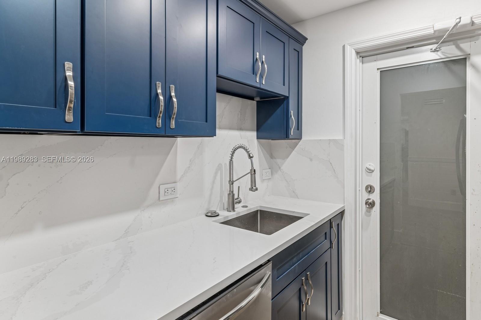 255 Sunrise Dr # 107