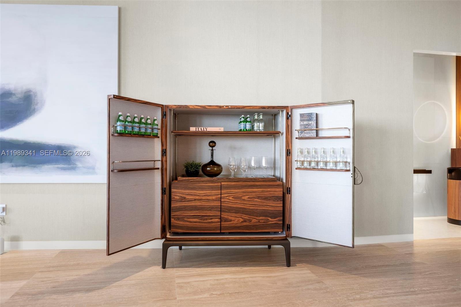 5 Grove Isle Dr Unit: PHS01