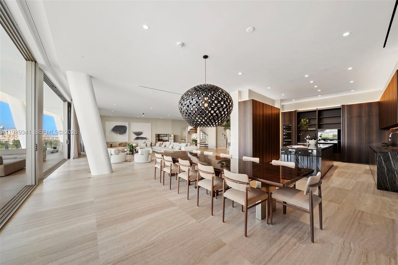 5 Grove Isle Dr Unit: PHS01