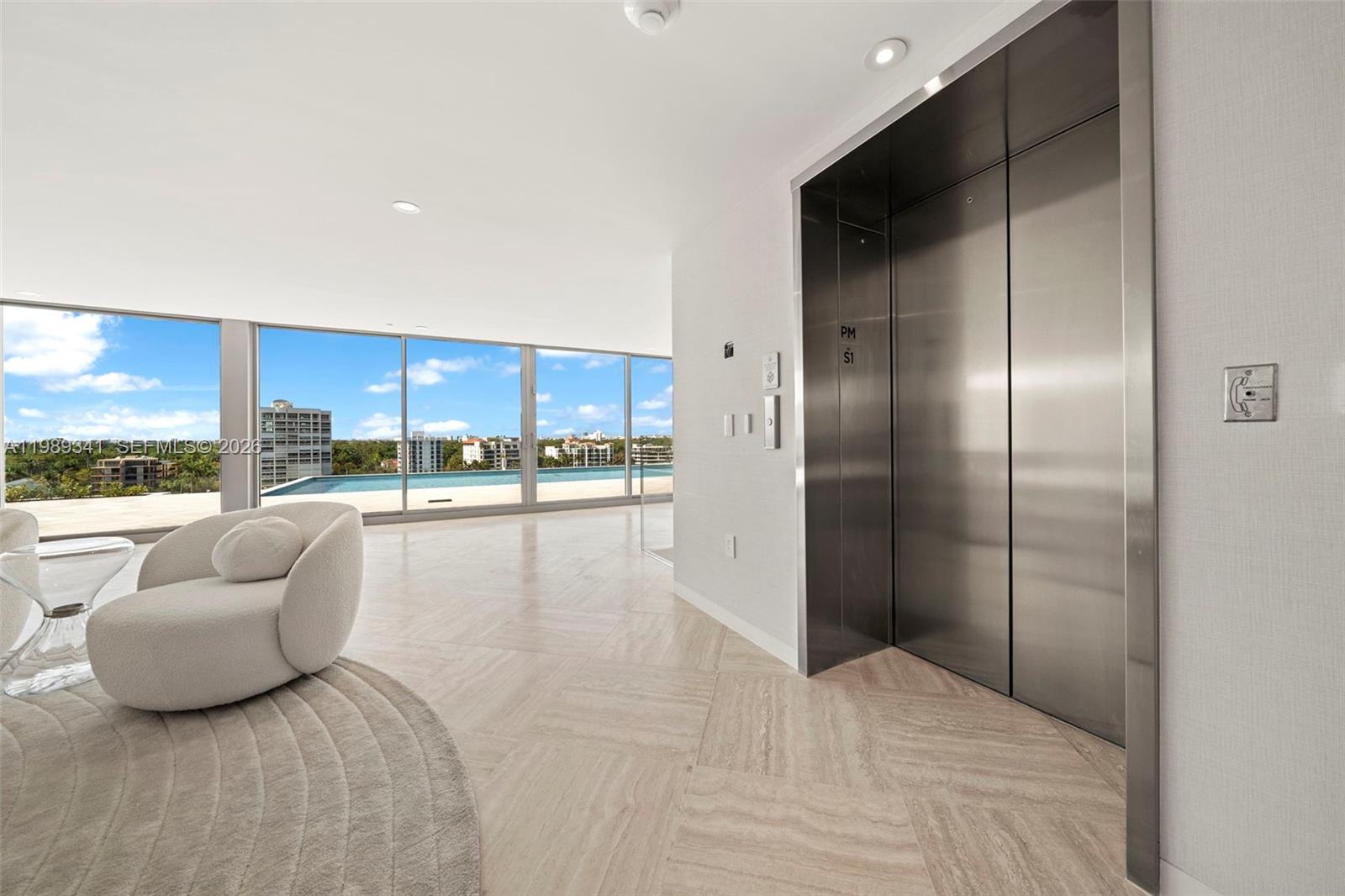 5 Grove Isle Dr Unit: PHS01