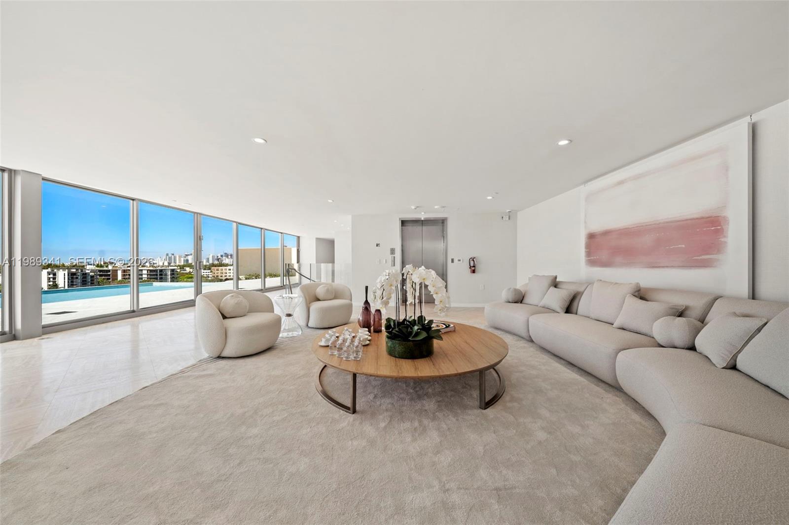 5 Grove Isle Dr Unit: PHS01