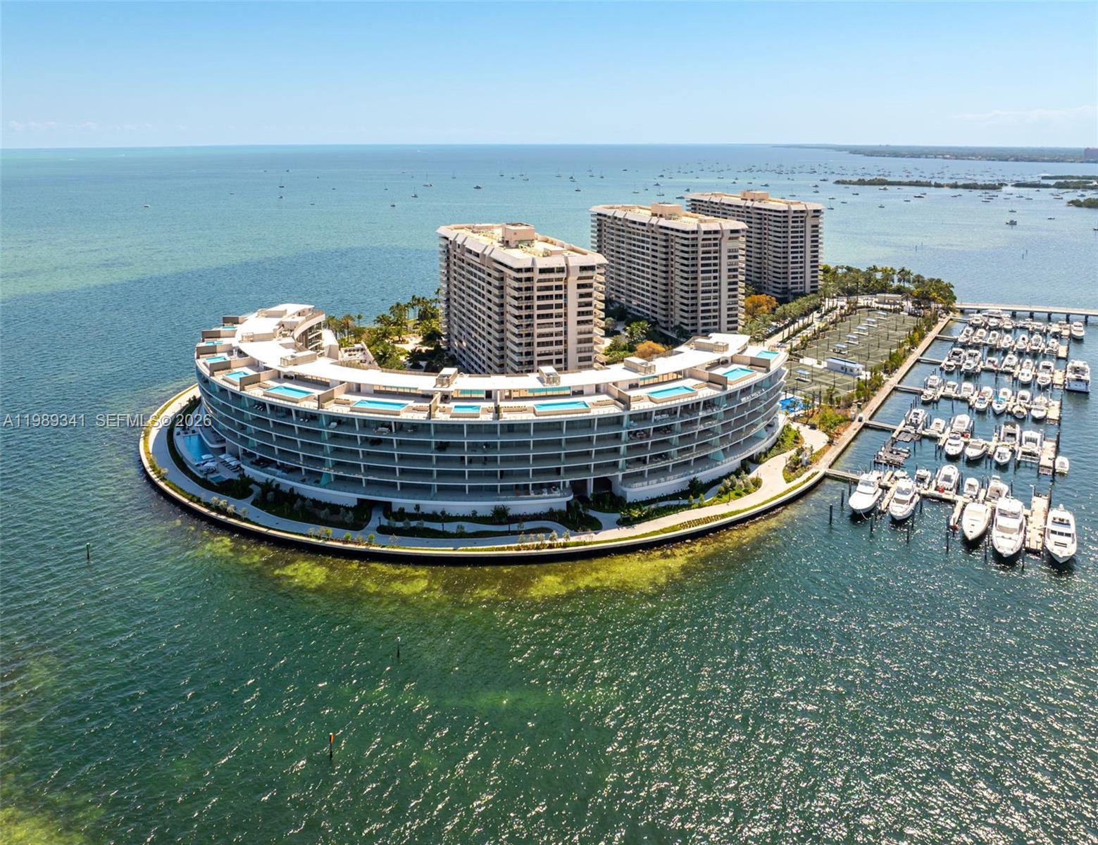 5 Grove Isle Dr Unit: PHS01