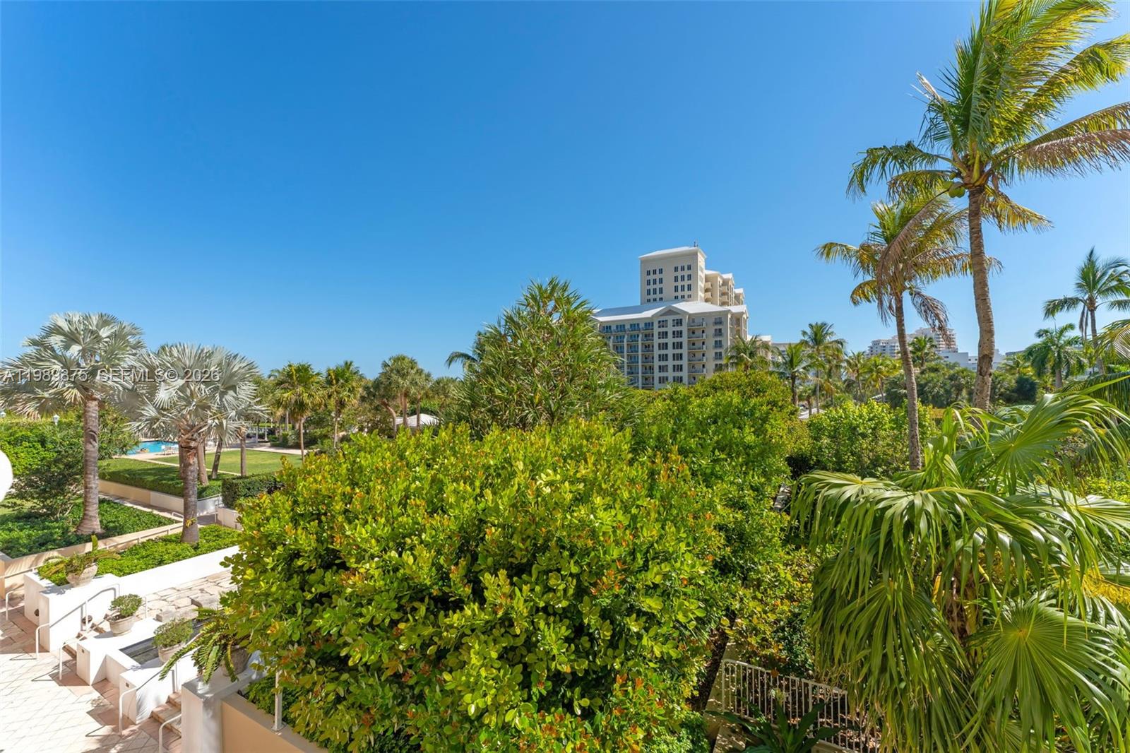 430 Grand Bay Dr # 307
