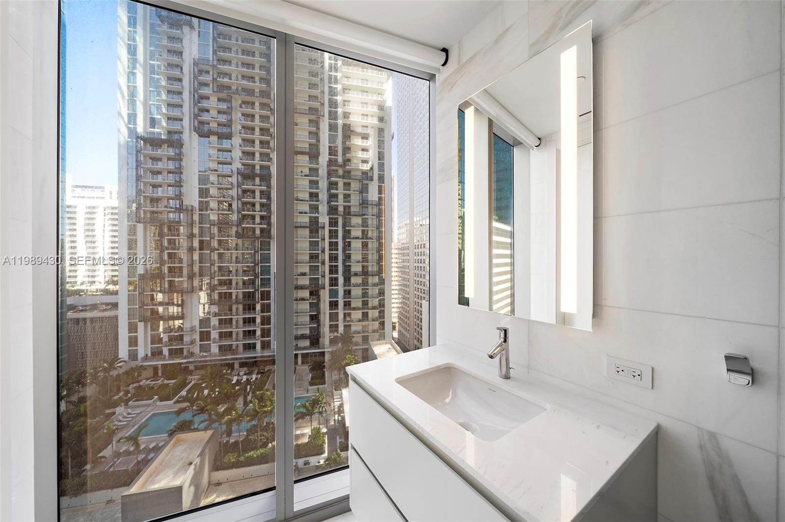 300 Biscayne Boulevard Way # 1904C