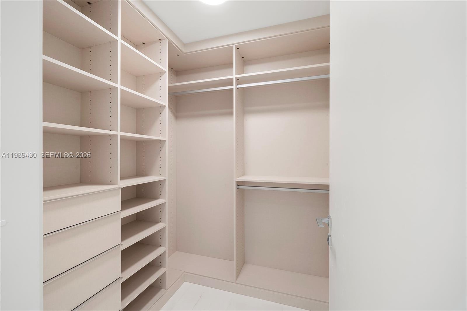 300 Biscayne Boulevard Way # 1904C