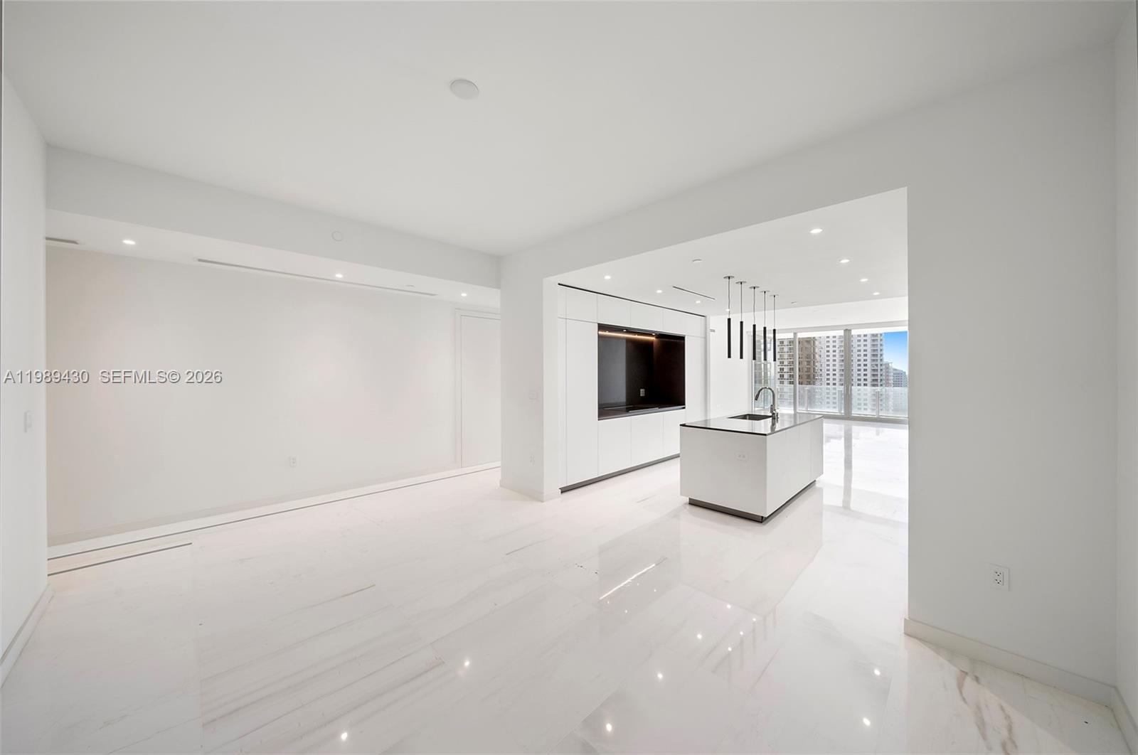 300 Biscayne Boulevard Way # 1904C