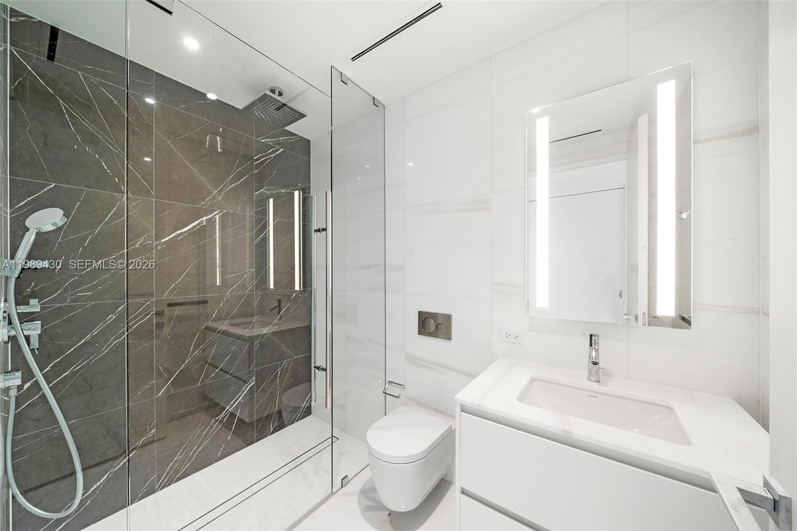 300 Biscayne Boulevard Way # 1904C