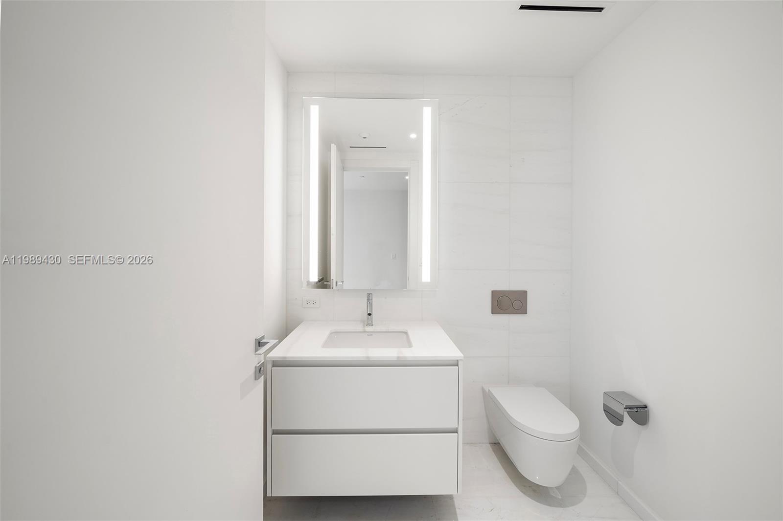 300 Biscayne Boulevard Way # 1904C