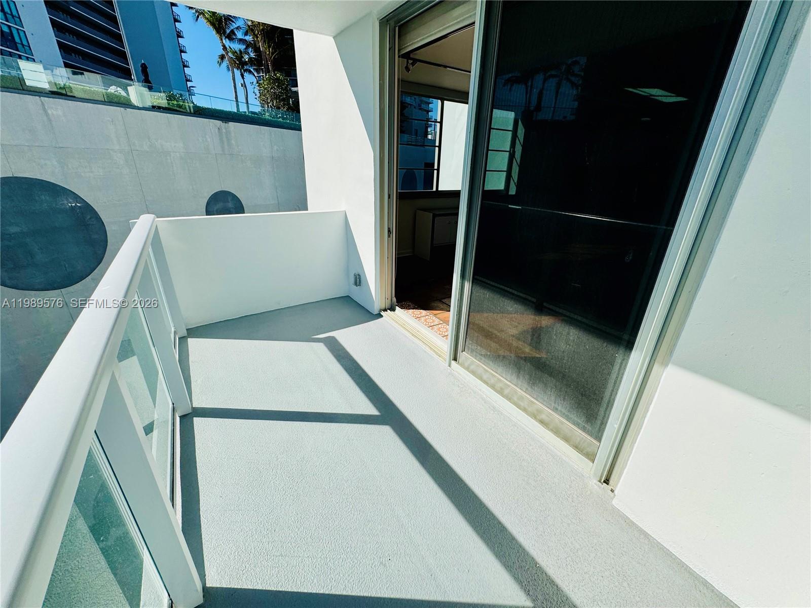 3301 NE 5th Ave # 904